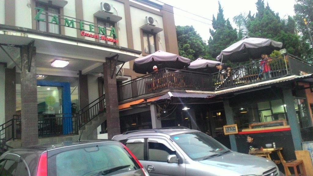 Zameena Guest House Cimahi Экстерьер фото
