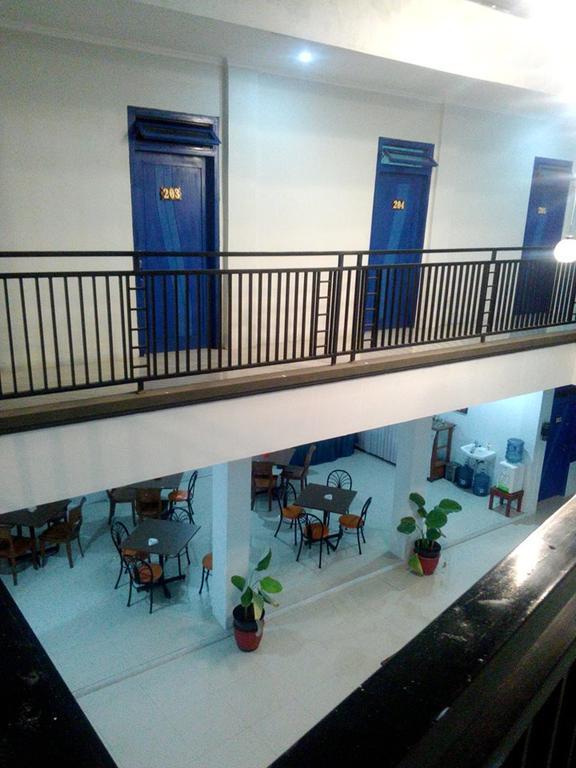 Zameena Guest House Cimahi Экстерьер фото
