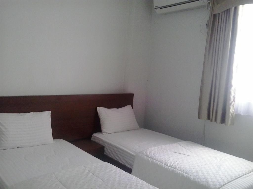 Zameena Guest House Cimahi Экстерьер фото