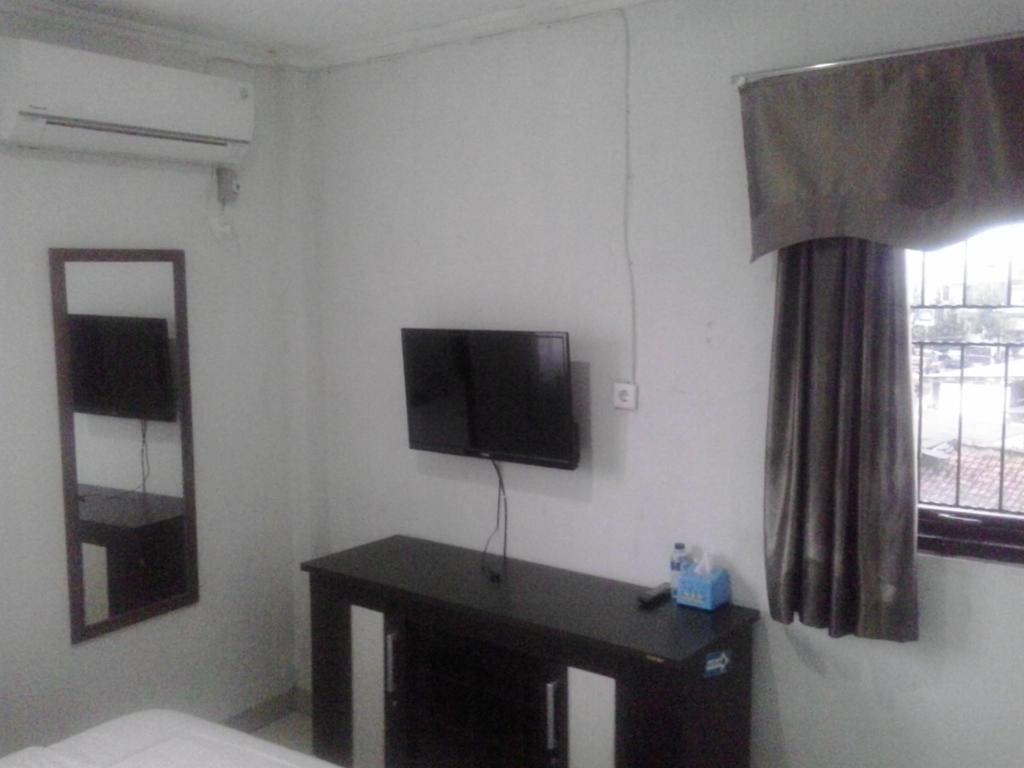 Zameena Guest House Cimahi Экстерьер фото