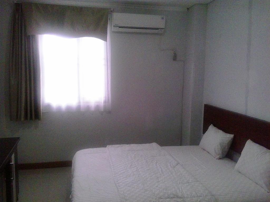 Zameena Guest House Cimahi Экстерьер фото