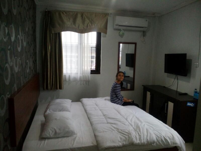 Zameena Guest House Cimahi Экстерьер фото
