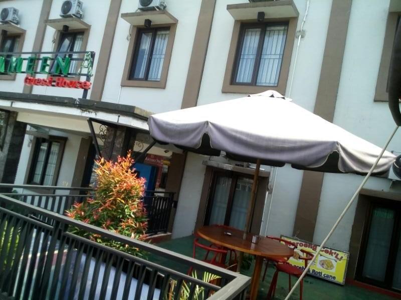Zameena Guest House Cimahi Экстерьер фото