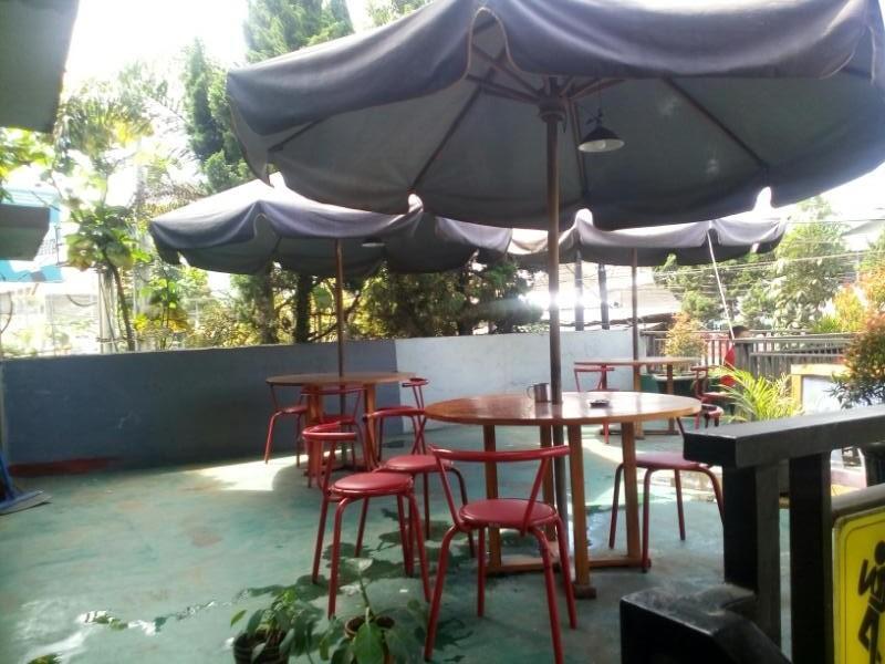 Zameena Guest House Cimahi Экстерьер фото