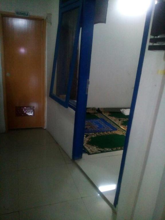 Zameena Guest House Cimahi Экстерьер фото