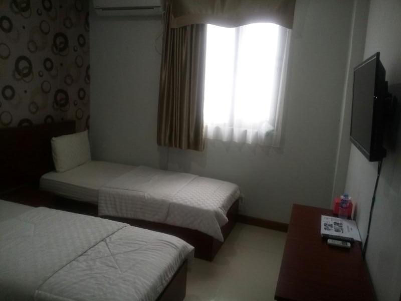 Zameena Guest House Cimahi Экстерьер фото