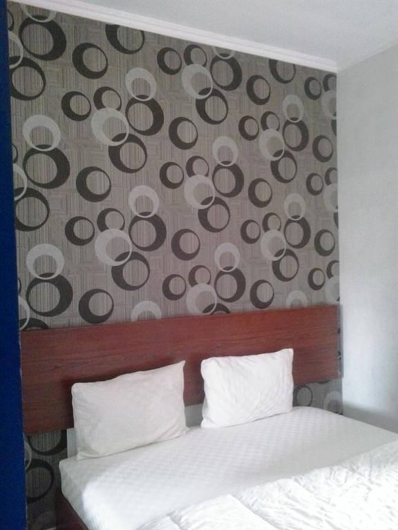 Zameena Guest House Cimahi Экстерьер фото