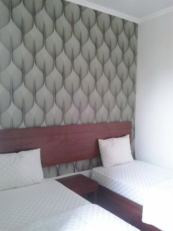 Zameena Guest House Cimahi Экстерьер фото